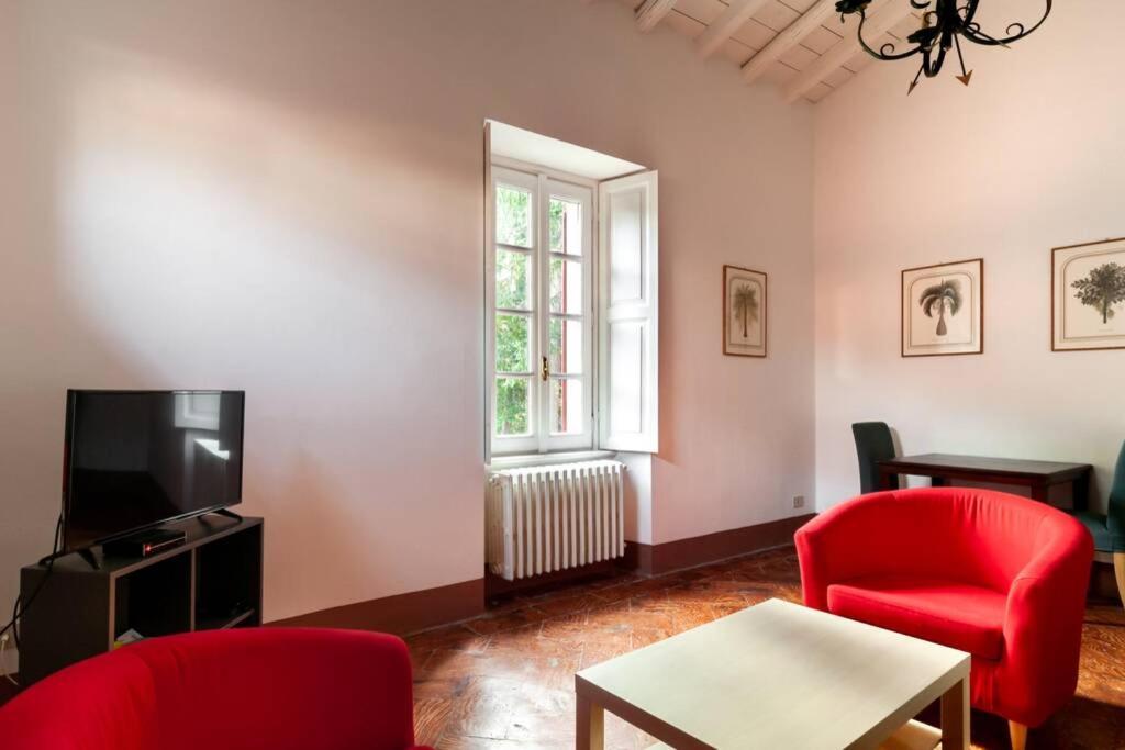 Appartamento Nel Parco Di Villa Erba Cernobbio Exterior foto