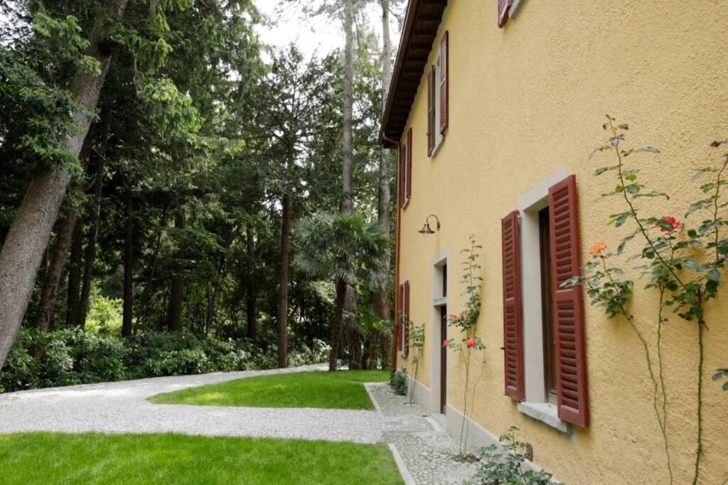 Appartamento Nel Parco Di Villa Erba Cernobbio Exterior foto